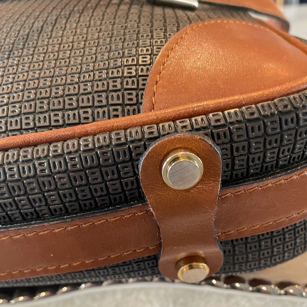 Bally Vintage Leather Crossbody Bag - Made in Italy with COA! - Picture 9 of 17